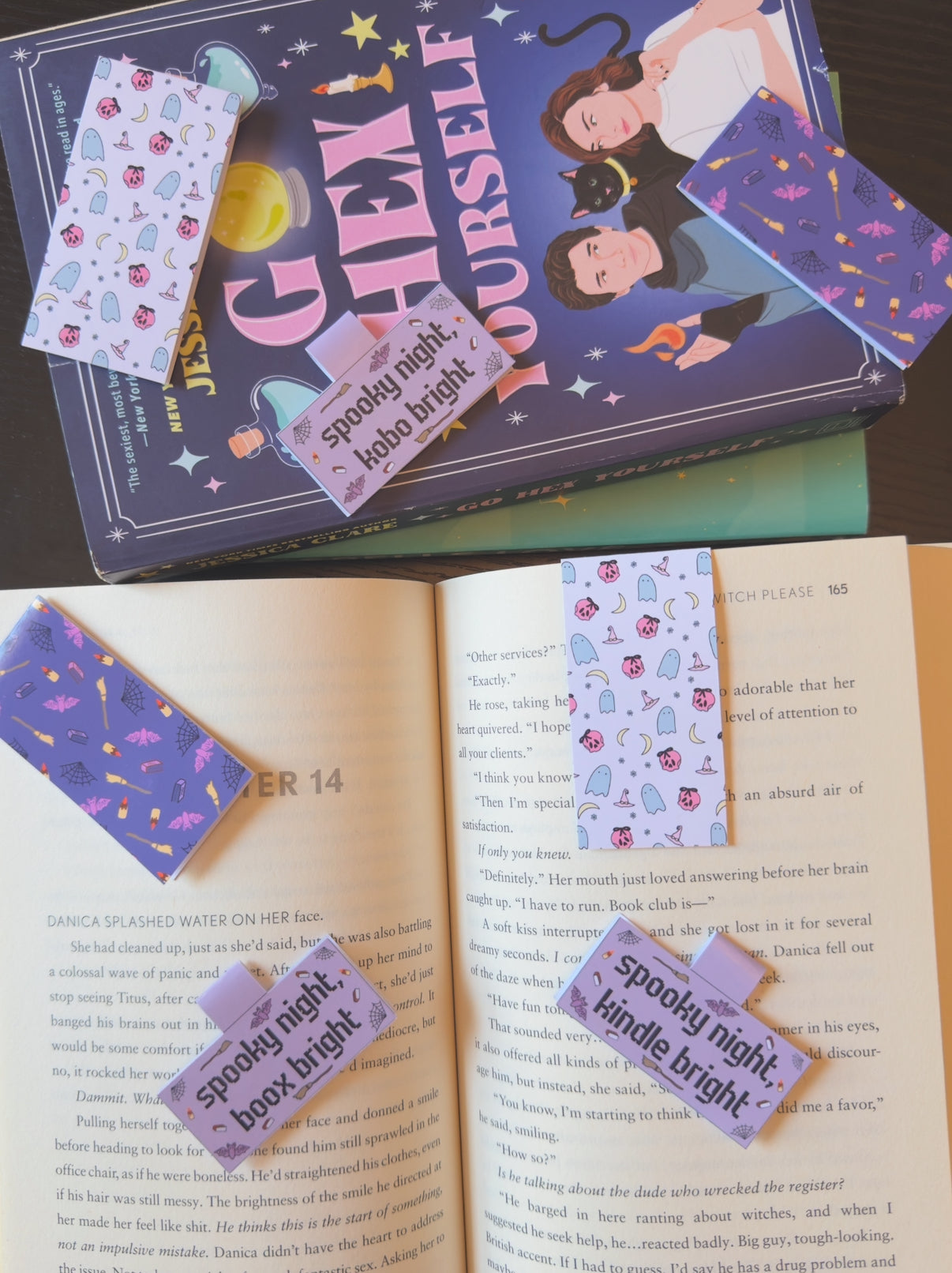 Bats & E-Readers Magnetic Bookmark