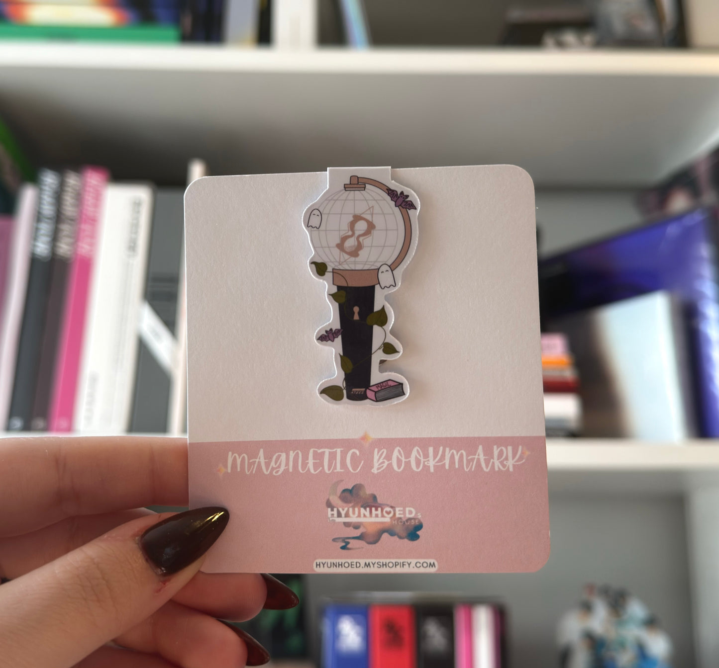 SPOOKY LIGHTINY Magnetic Bookmark