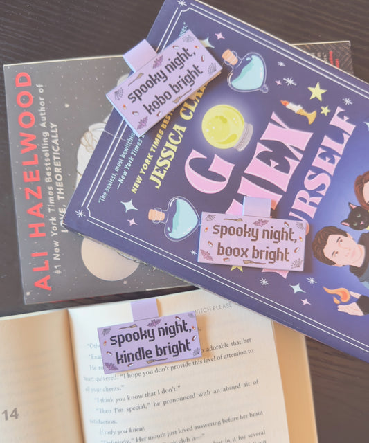 Bats & E-Readers Magnetic Bookmark